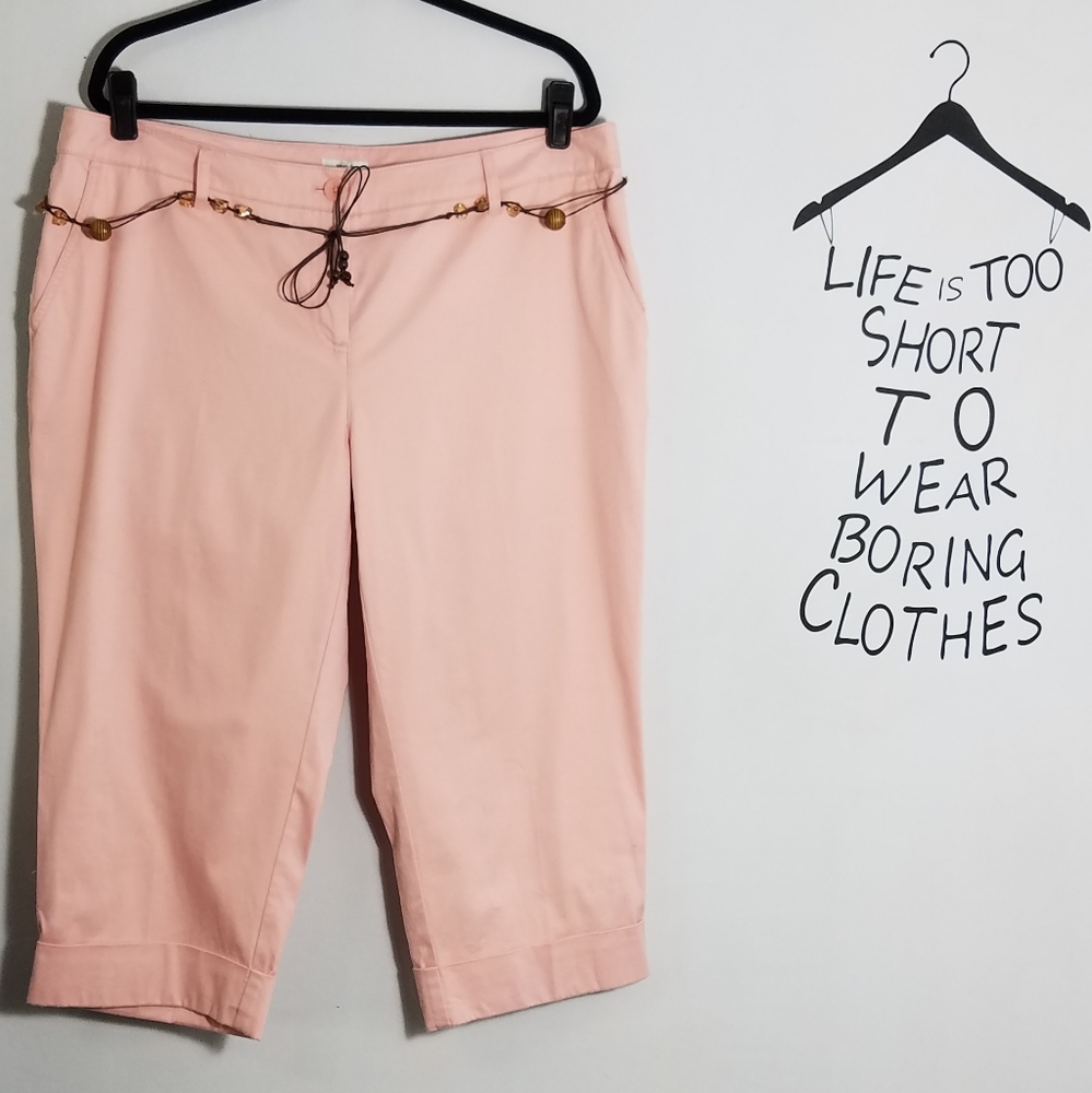 NWOT Liz&Co pink stretch cuffed capris, 18